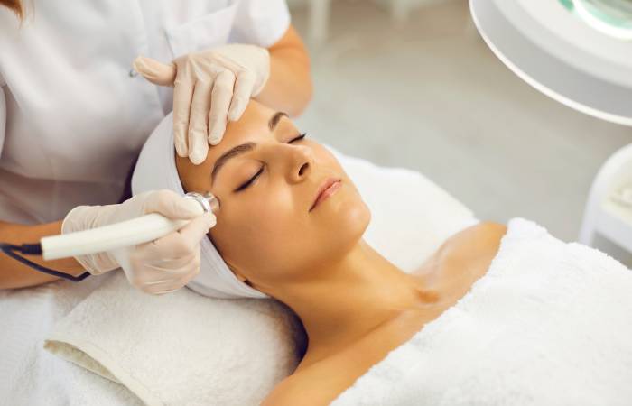 Forma In Treating The Lower Eyelids